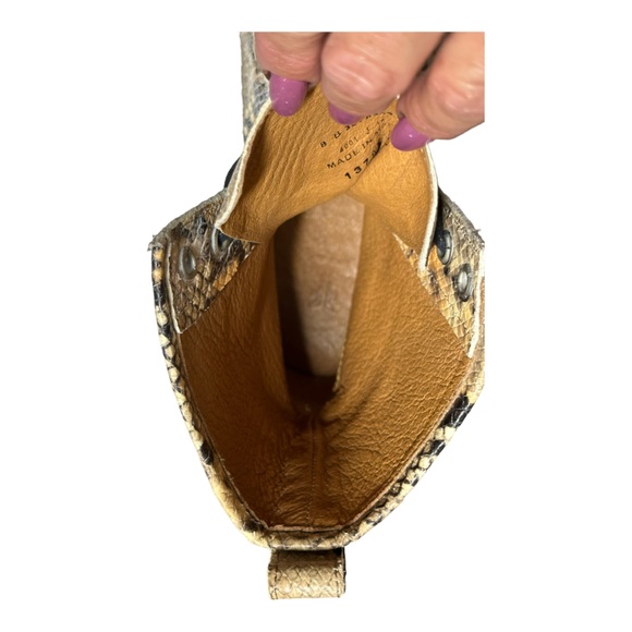 FRYE Veronica Snakeskin Embossed Leather Lace Up Combat Boot Tan Black SIZE 8 - Picture 8 of 8